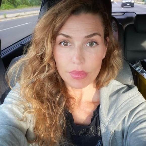 Meet your Posher, Catherine - Picture 1 of 1